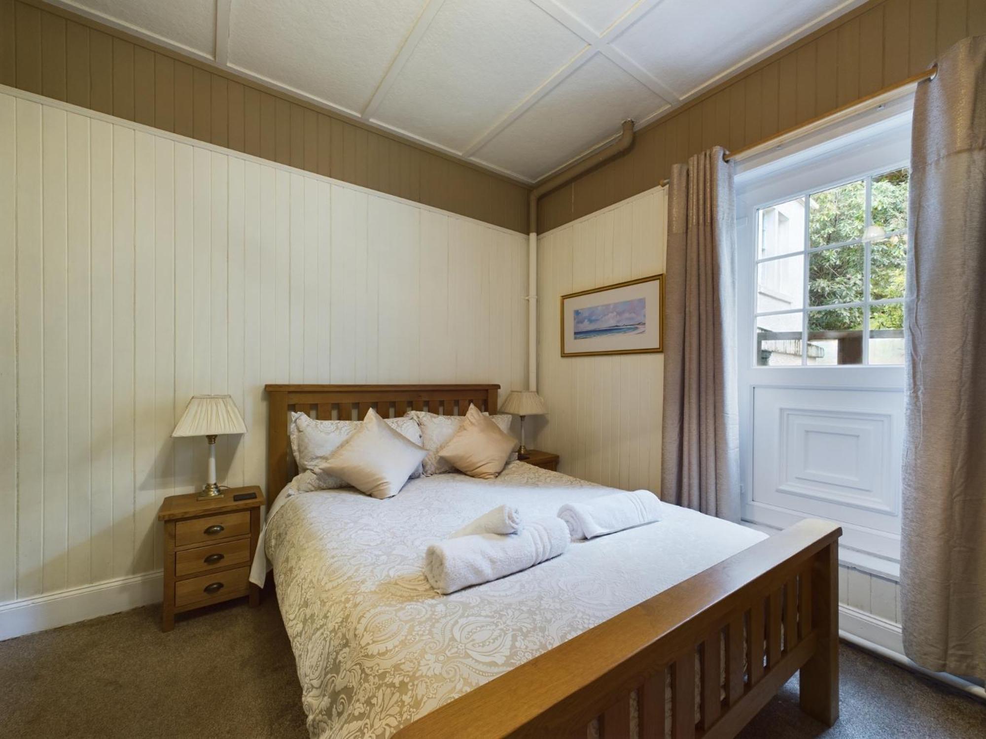 オーバン Ards House Bed & Breakfast エクステリア 写真
