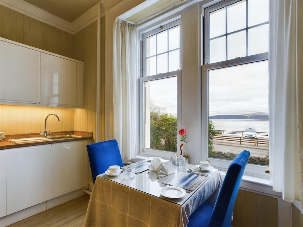 オーバン Ards House Bed & Breakfast エクステリア 写真