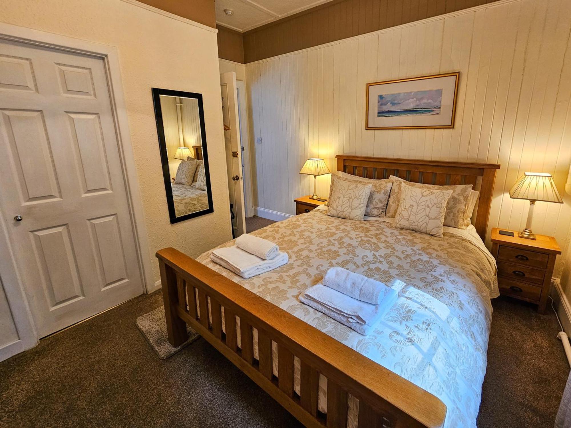 オーバン Ards House Bed & Breakfast エクステリア 写真