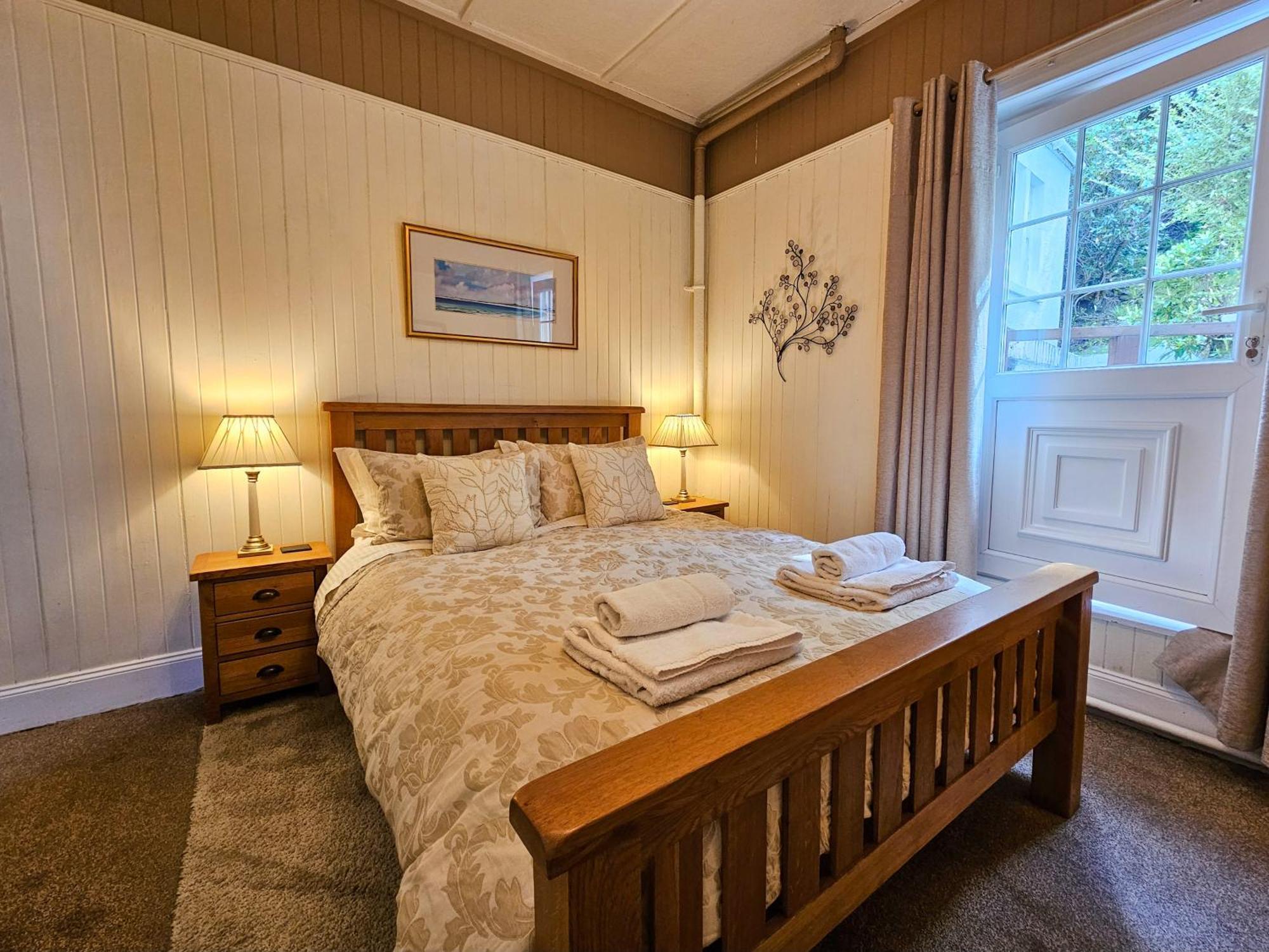 オーバン Ards House Bed & Breakfast エクステリア 写真